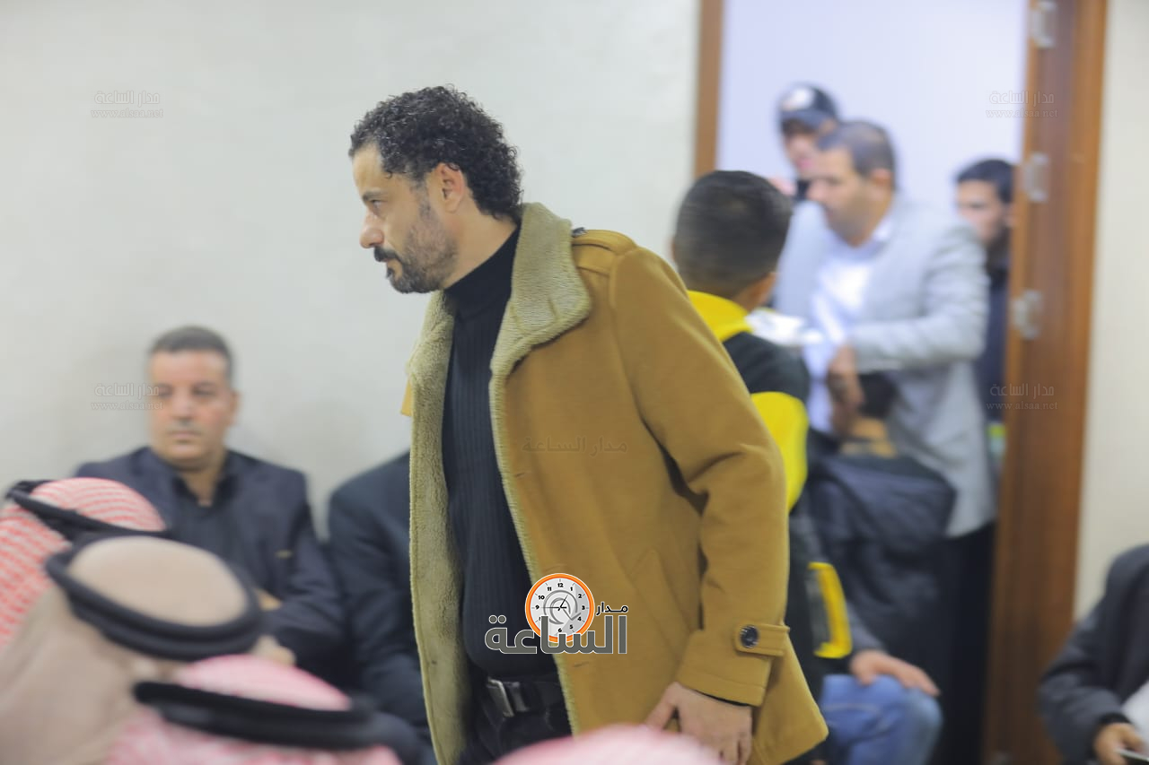 Madar Al-Saa Images 0.01648608901910542