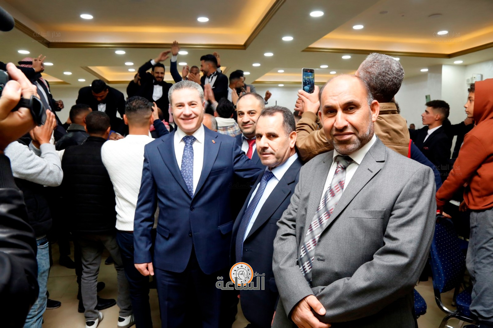 Madar Al-Saa Images 0.7543777780550442