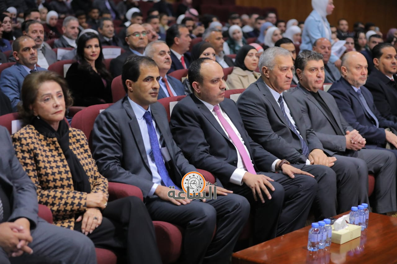 Madar Al-Saa Images 0.22240923005835178