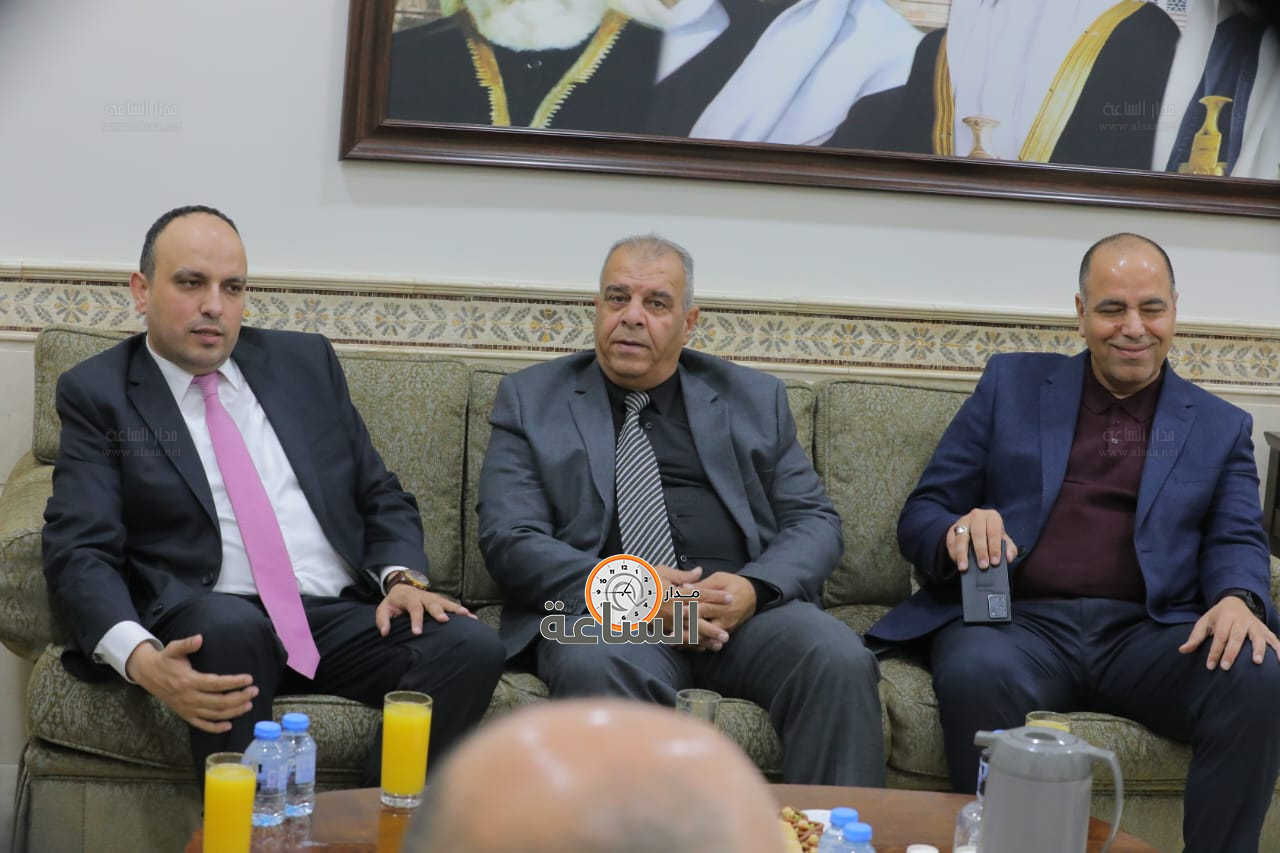 Madar Al-Saa Images 0.5557043186783797