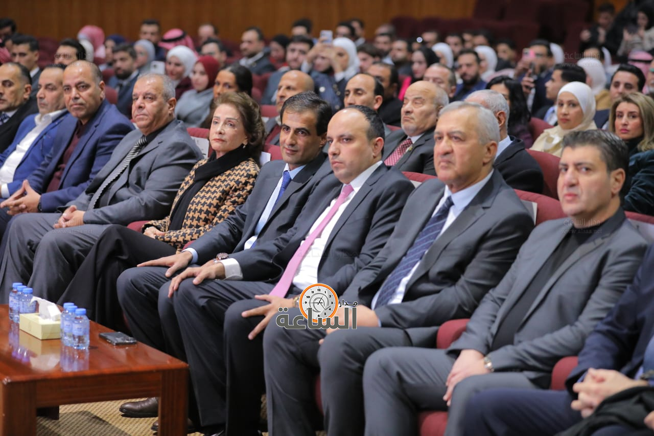 Madar Al-Saa Images 0.03826621096065819