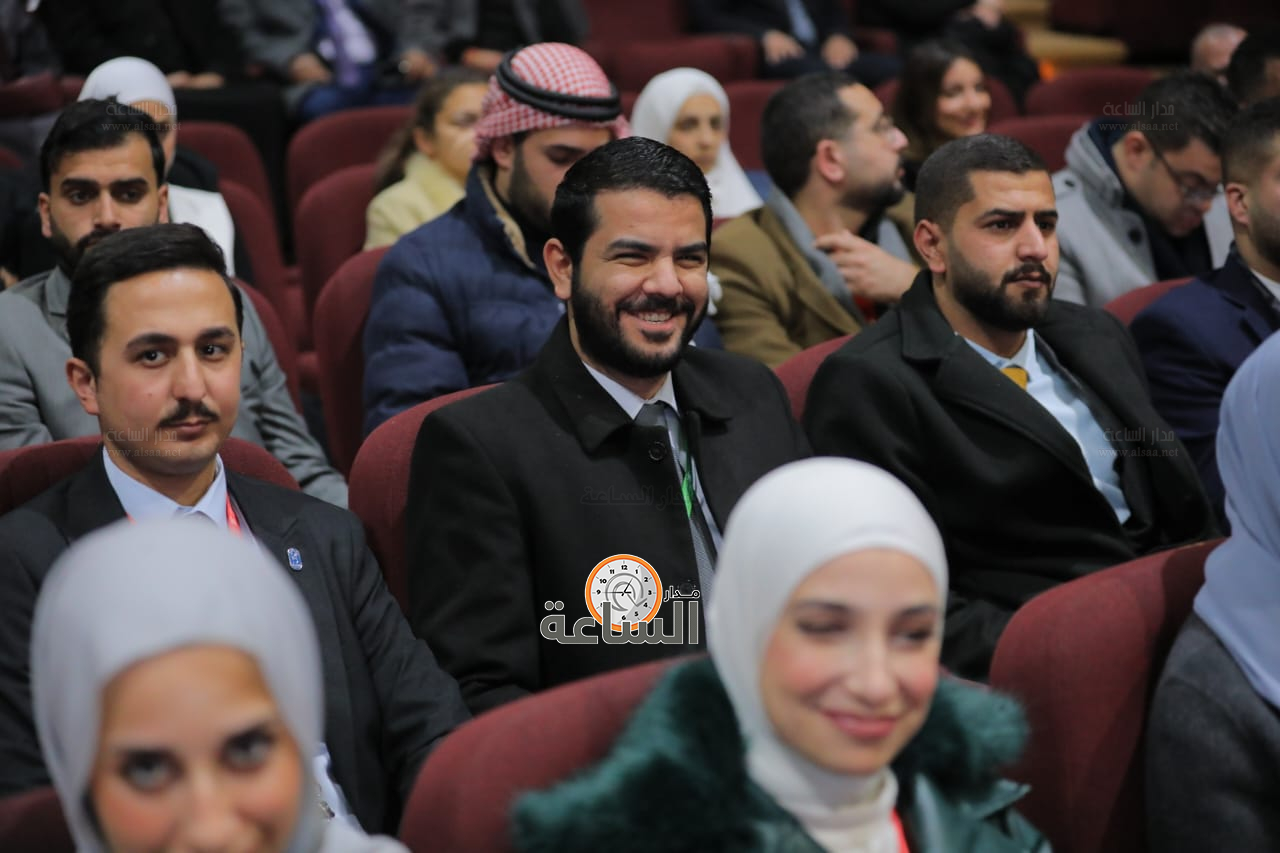 Madar Al-Saa Images 0.41786088510427777