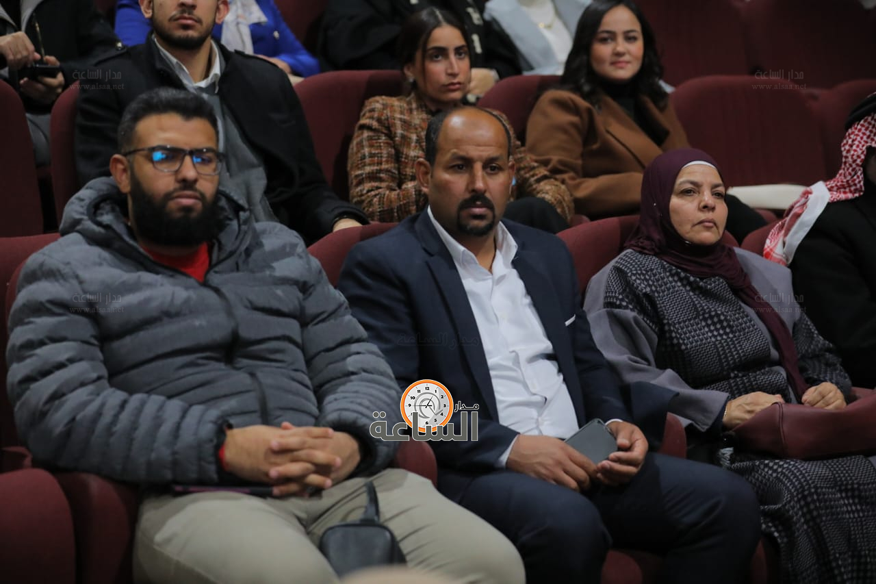 Madar Al-Saa Images 0.14905374603452337