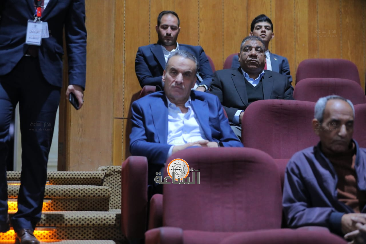 Madar Al-Saa Images 0.3310489488181789