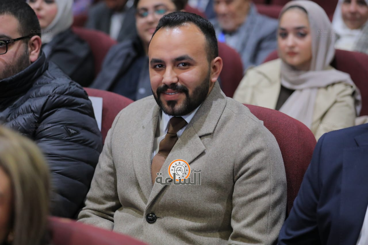 Madar Al-Saa Images 0.41983587521628785