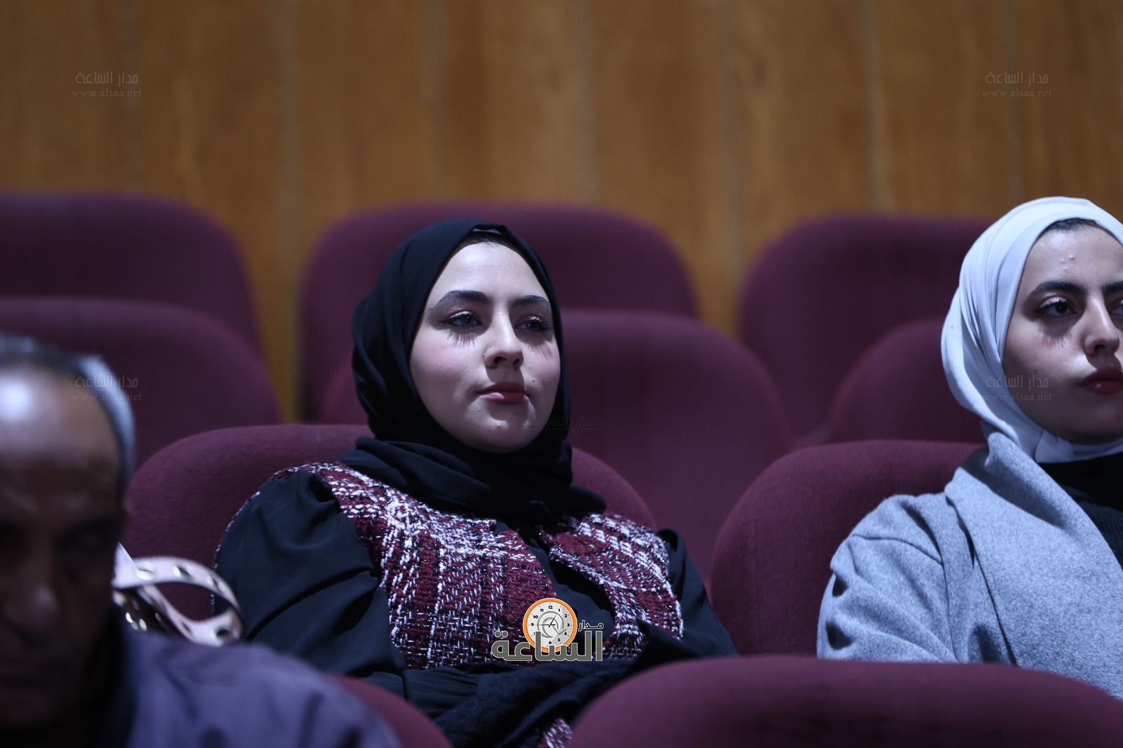 Madar Al-Saa Images 0.7789768831510078