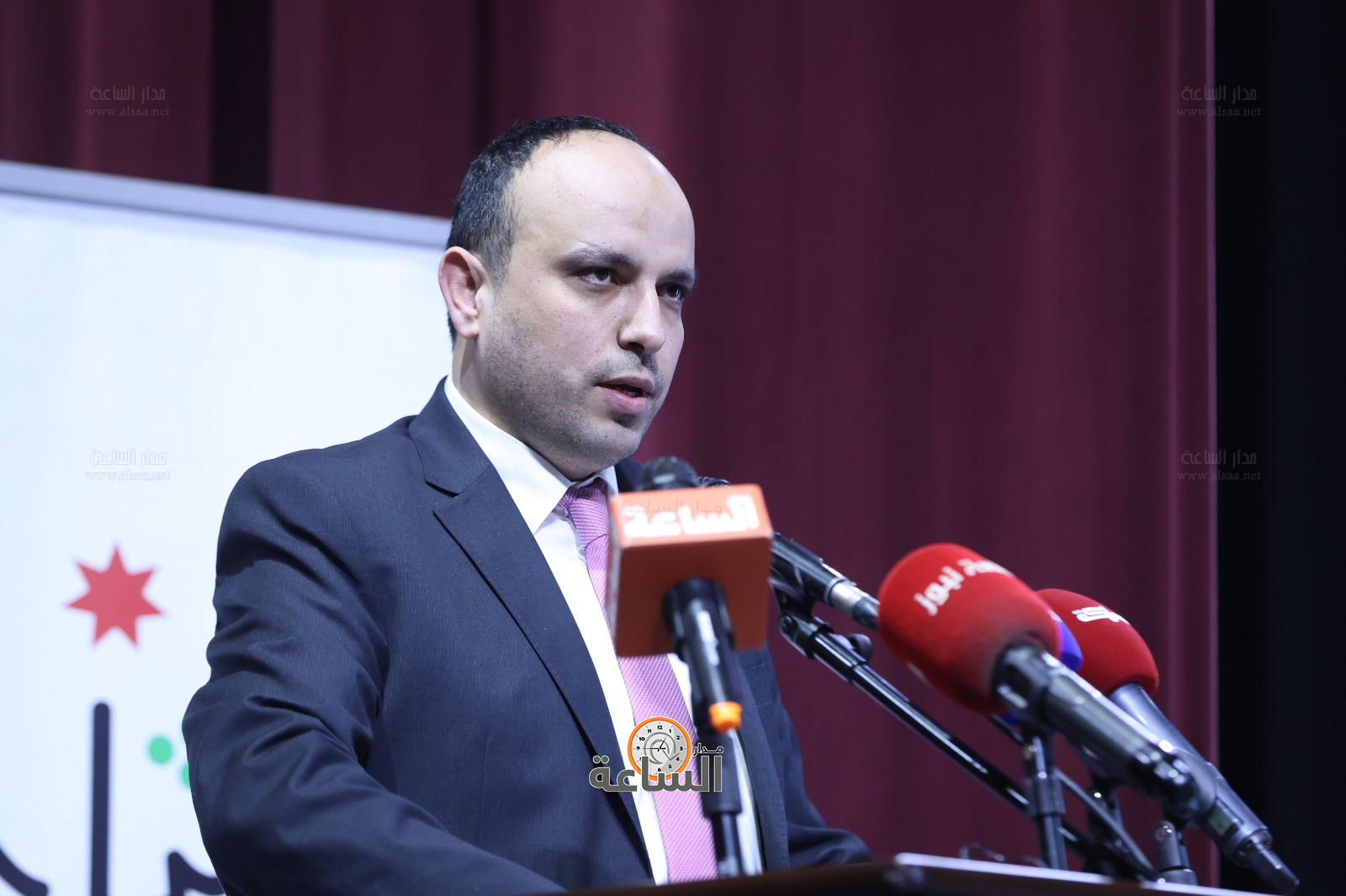 Madar Al-Saa Images 0.12158937843177586