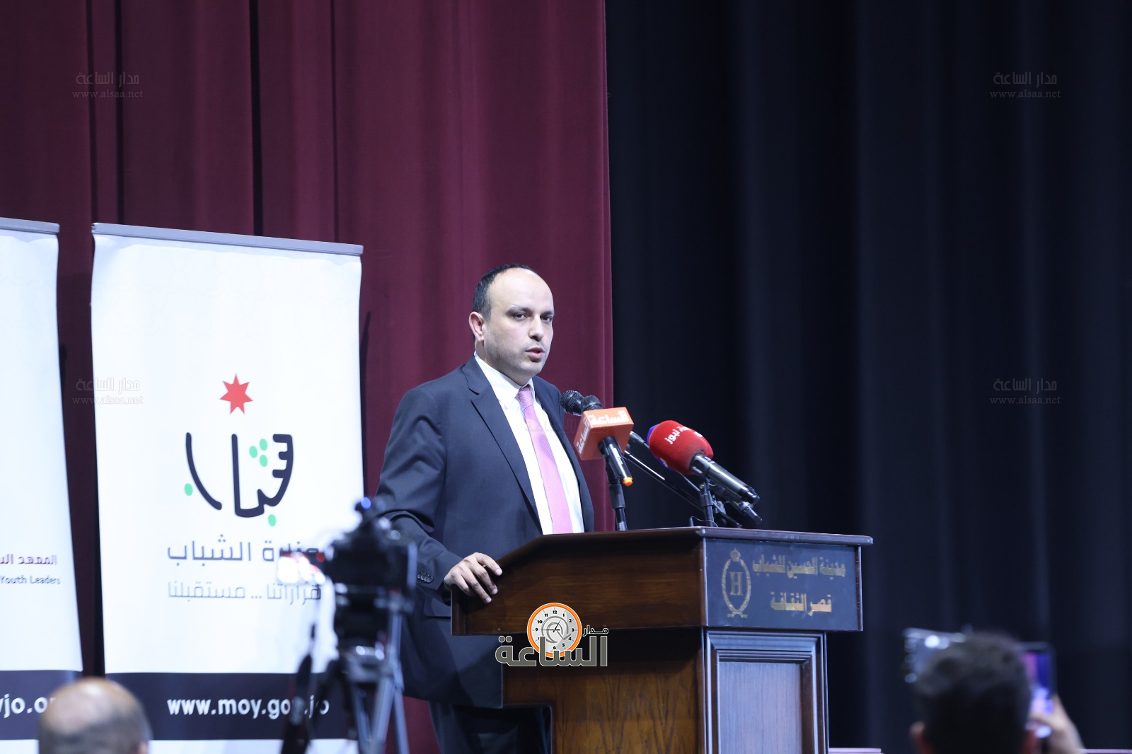 Madar Al-Saa Images 0.8252643183292818