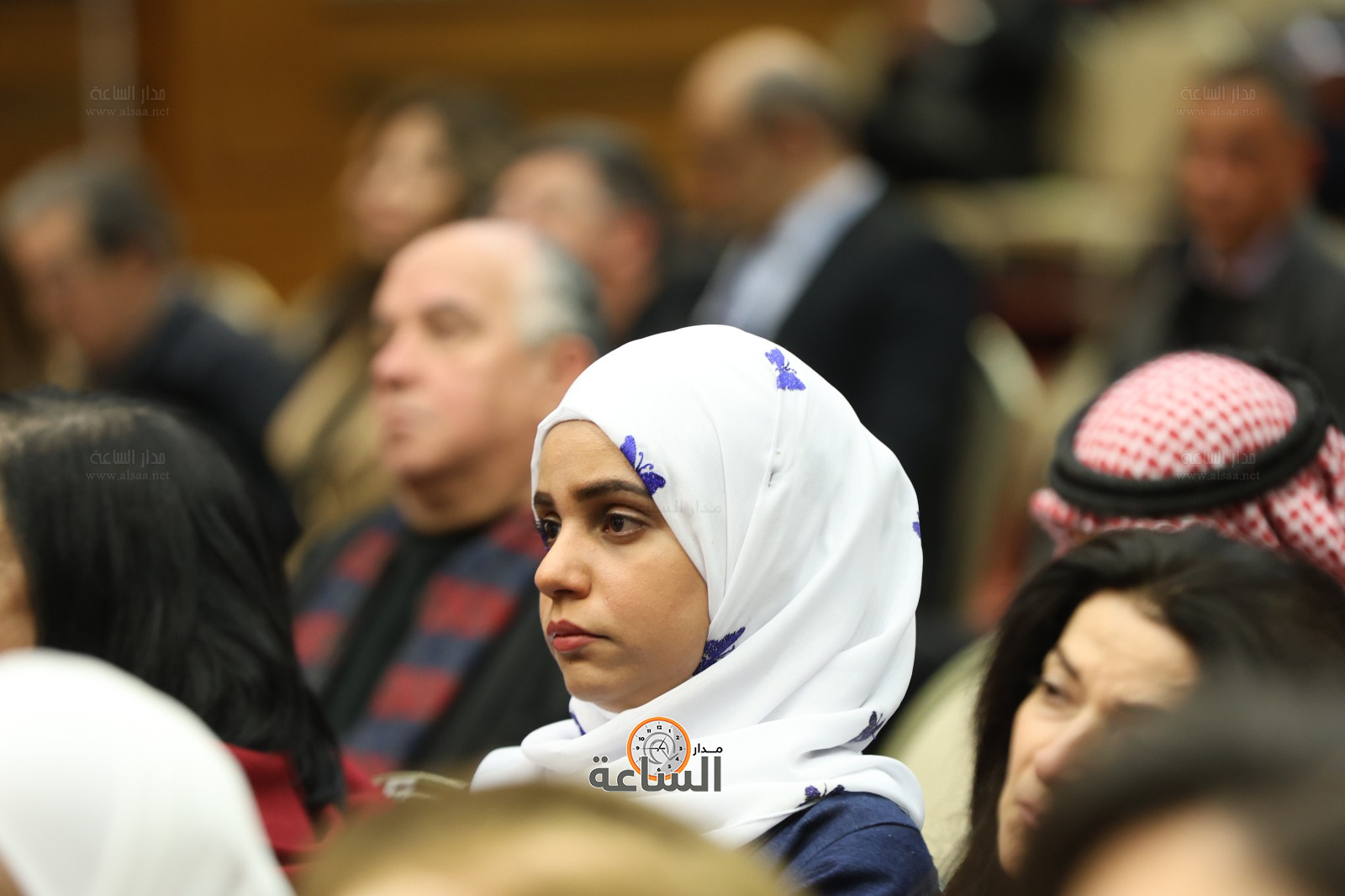 Madar Al-Saa Images 0.5705606373684742