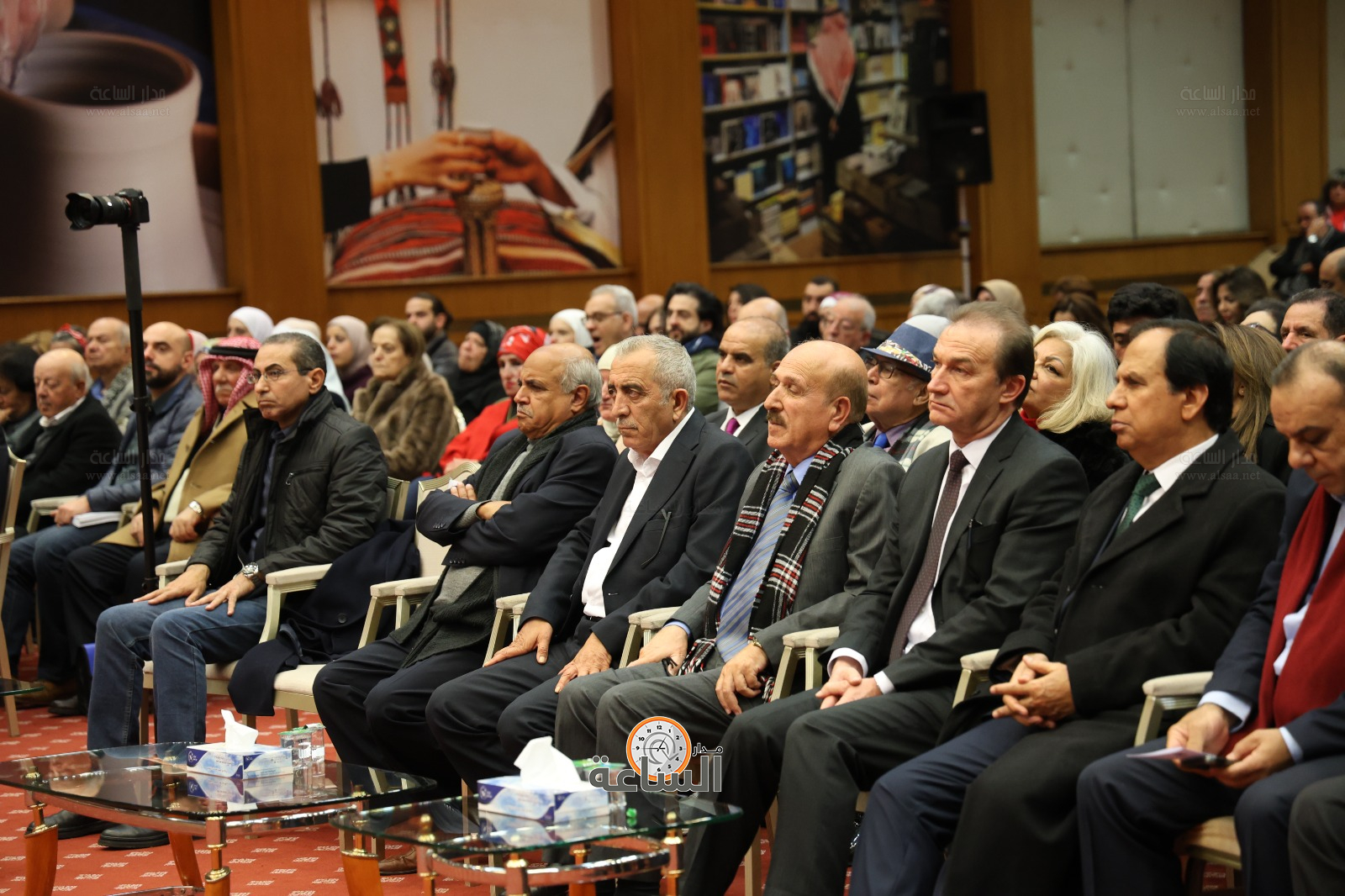 Madar Al-Saa Images 0.23558415357562623