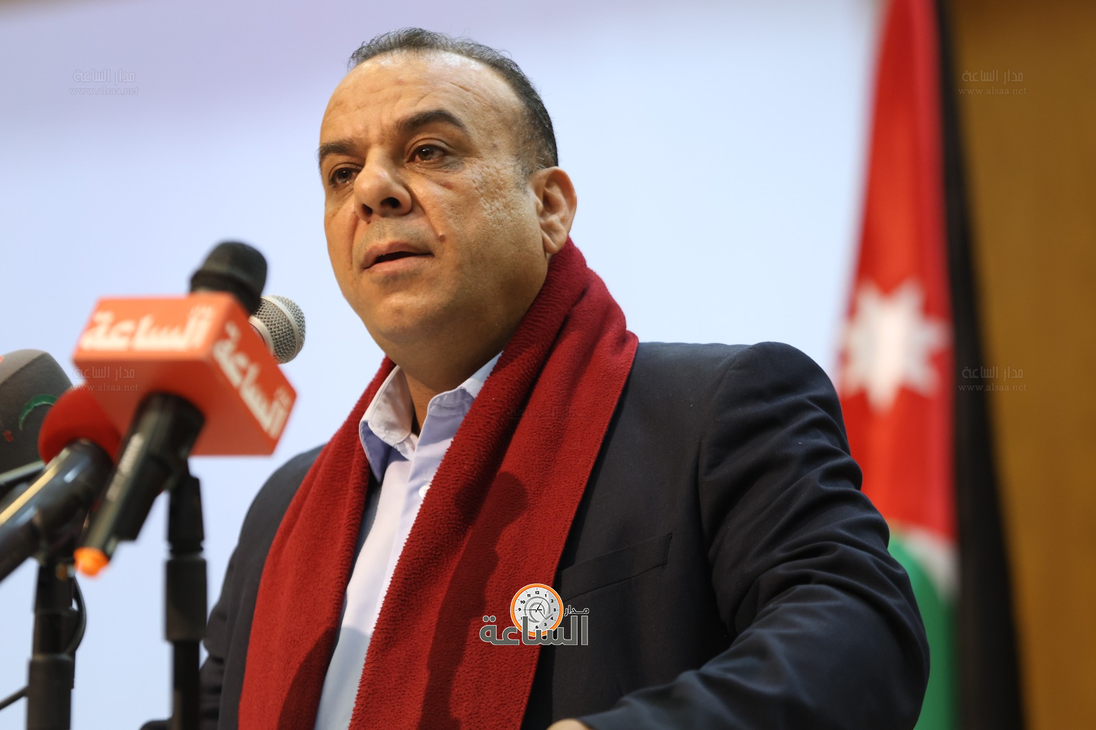 Madar Al-Saa Images 0.13583023226861135