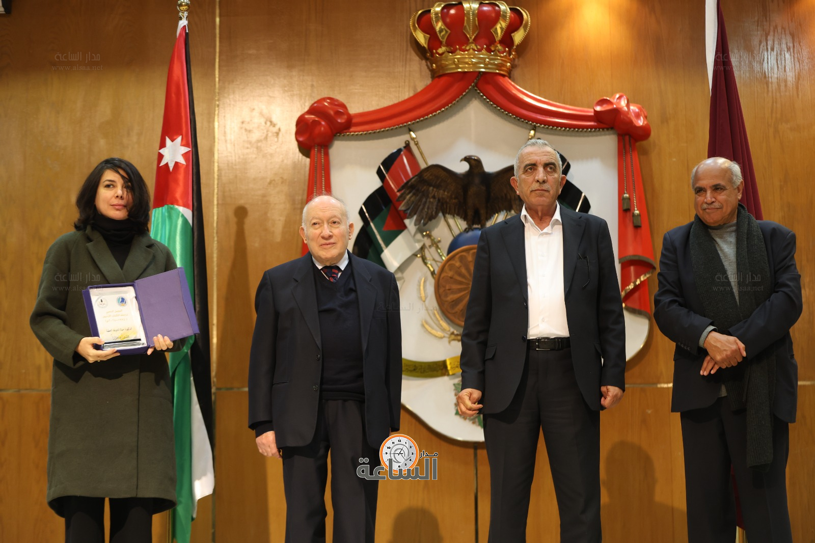 Madar Al-Saa Images 0.8859370025570579