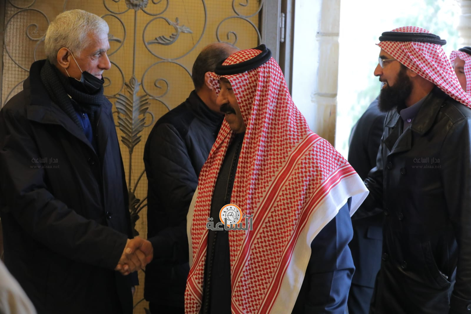 Madar Al-Saa Images 0.35239679588573347