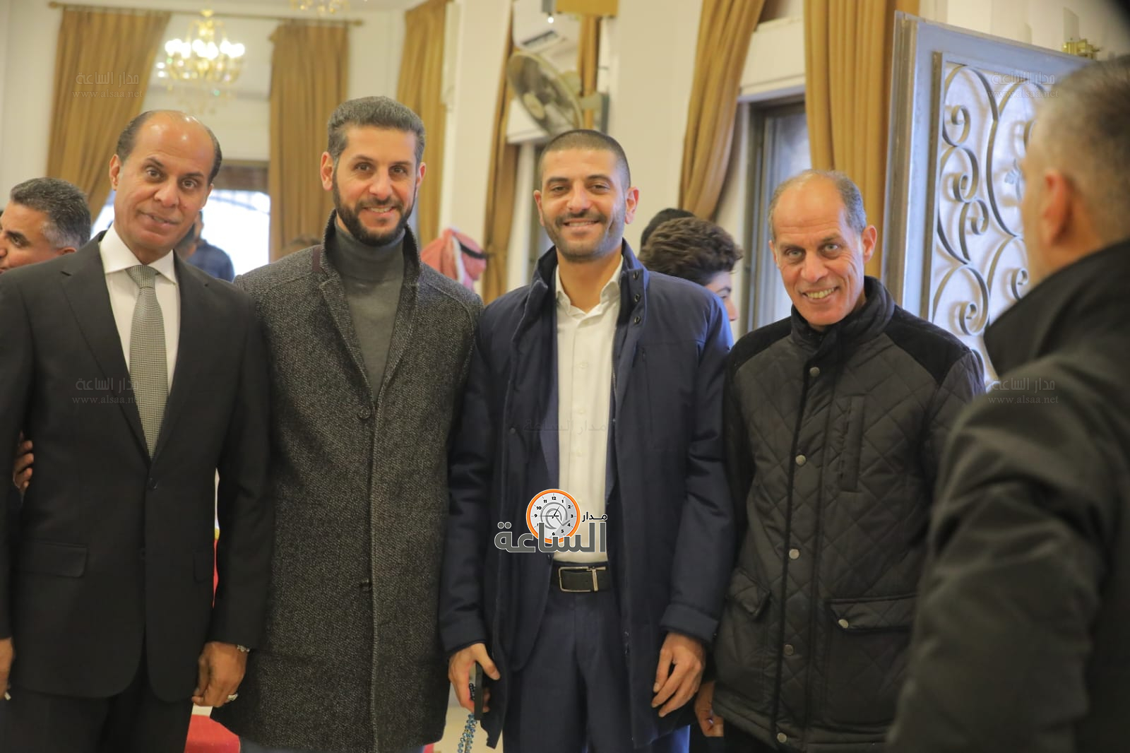 Madar Al-Saa Images 0.8681504207484689