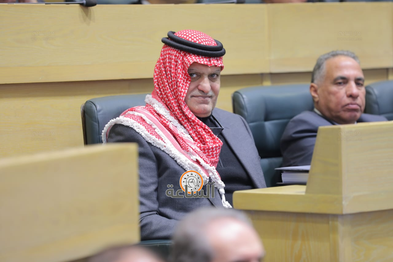 Madar Al-Saa Images 0.3559822230660883