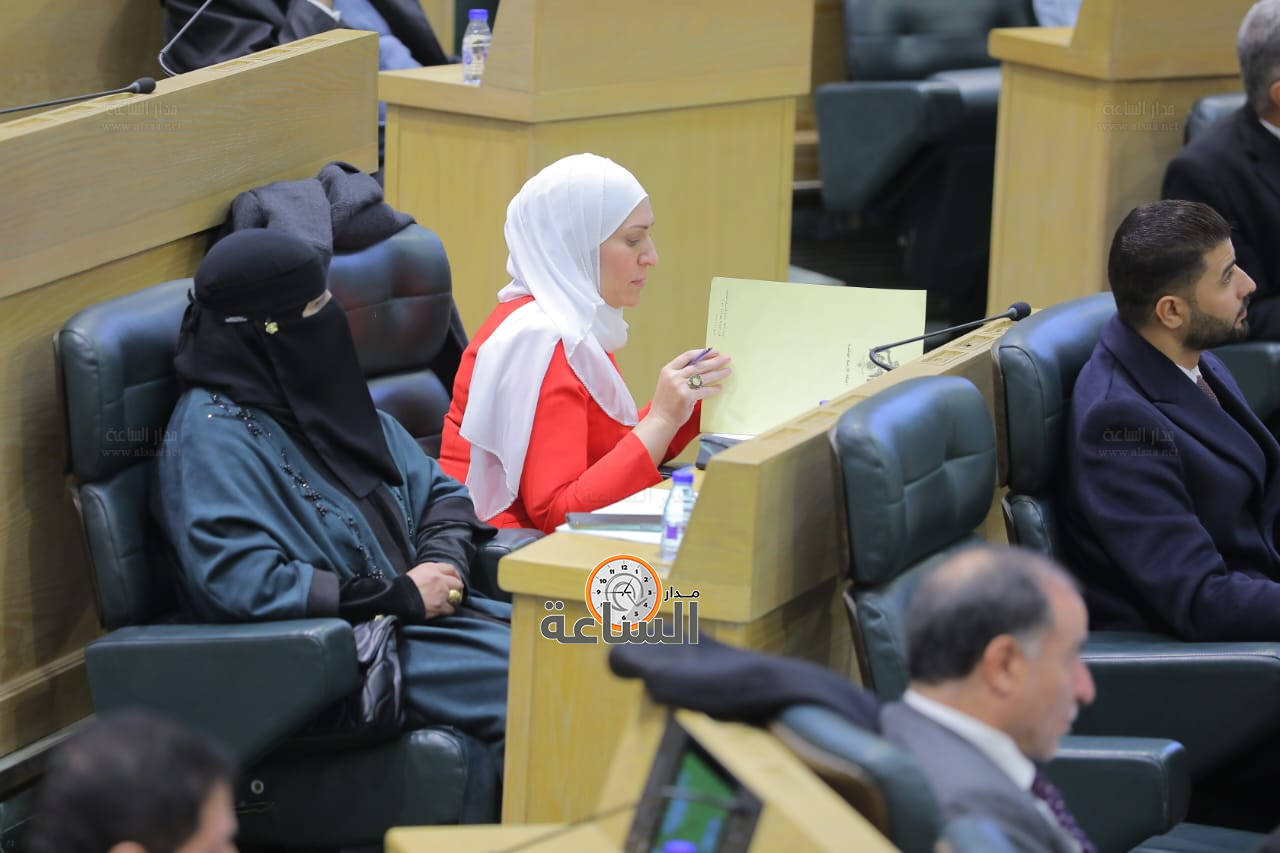 Madar Al-Saa Images 0.3028783456069051