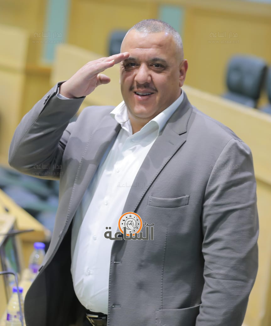 Madar Al-Saa Images 0.929644652832373