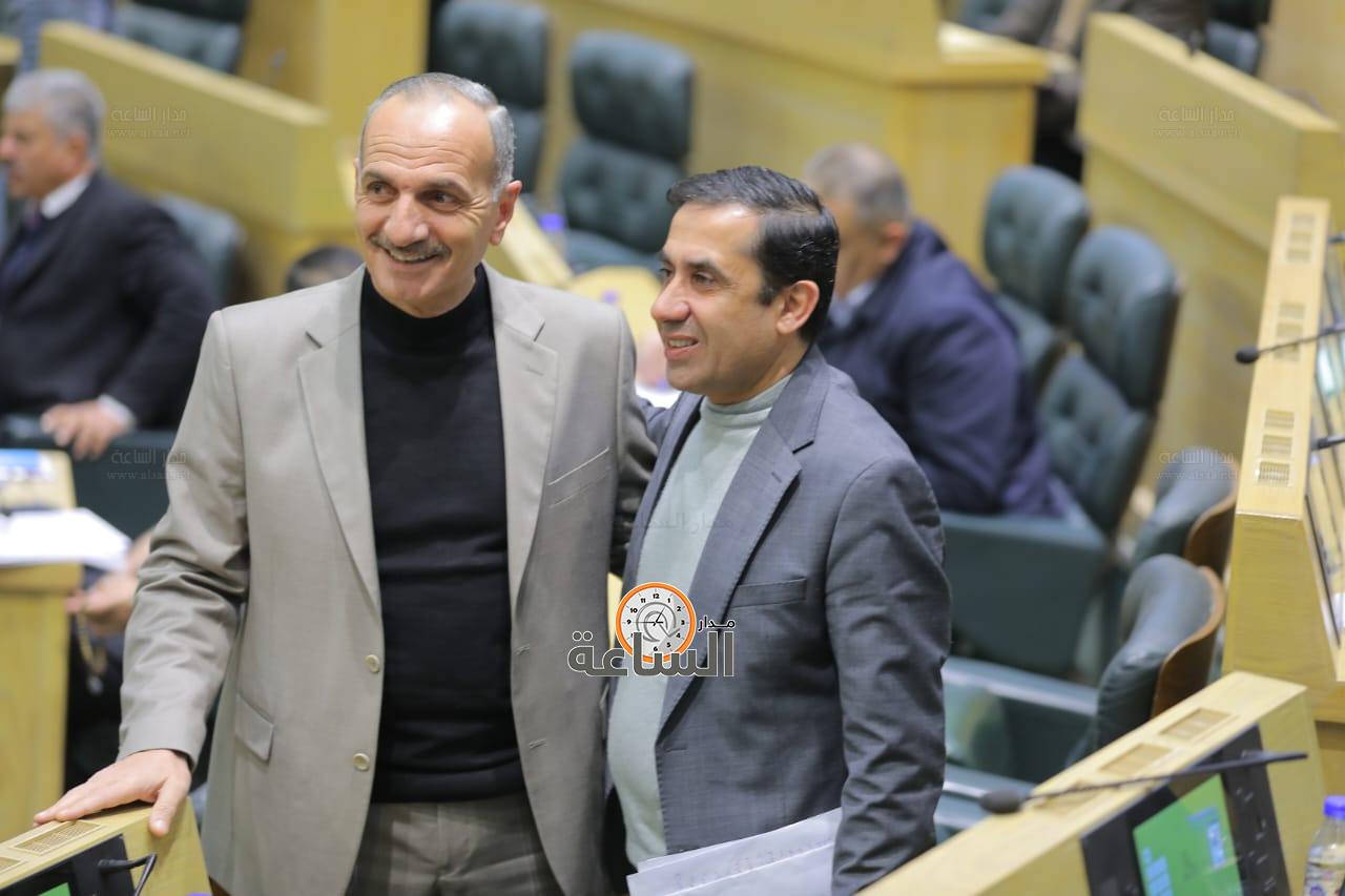 Madar Al-Saa Images 0.10569537322453004