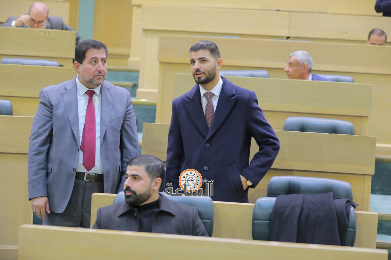 Madar Al-Saa Images 0.4144645672877332