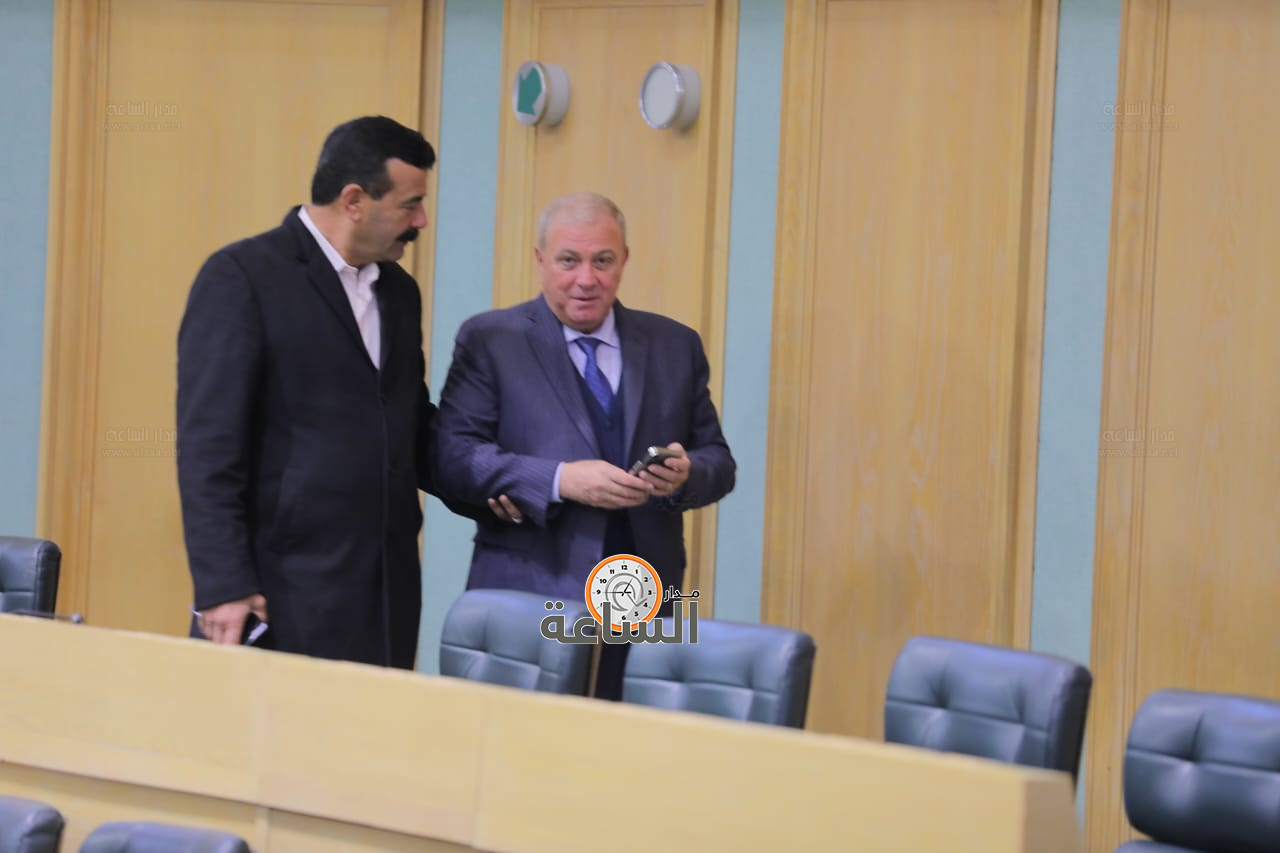 Madar Al-Saa Images 0.459332180327213