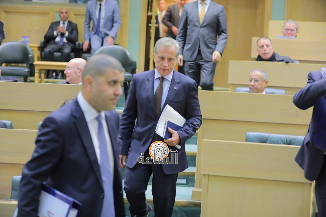 Madar Al-Saa Images 0.667918833677116