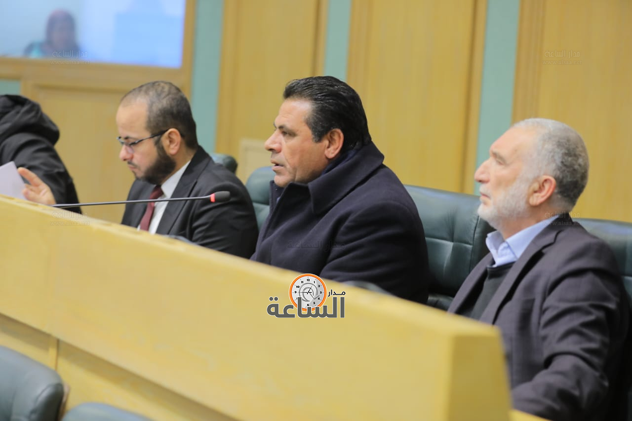 Madar Al-Saa Images 0.9921227633909715