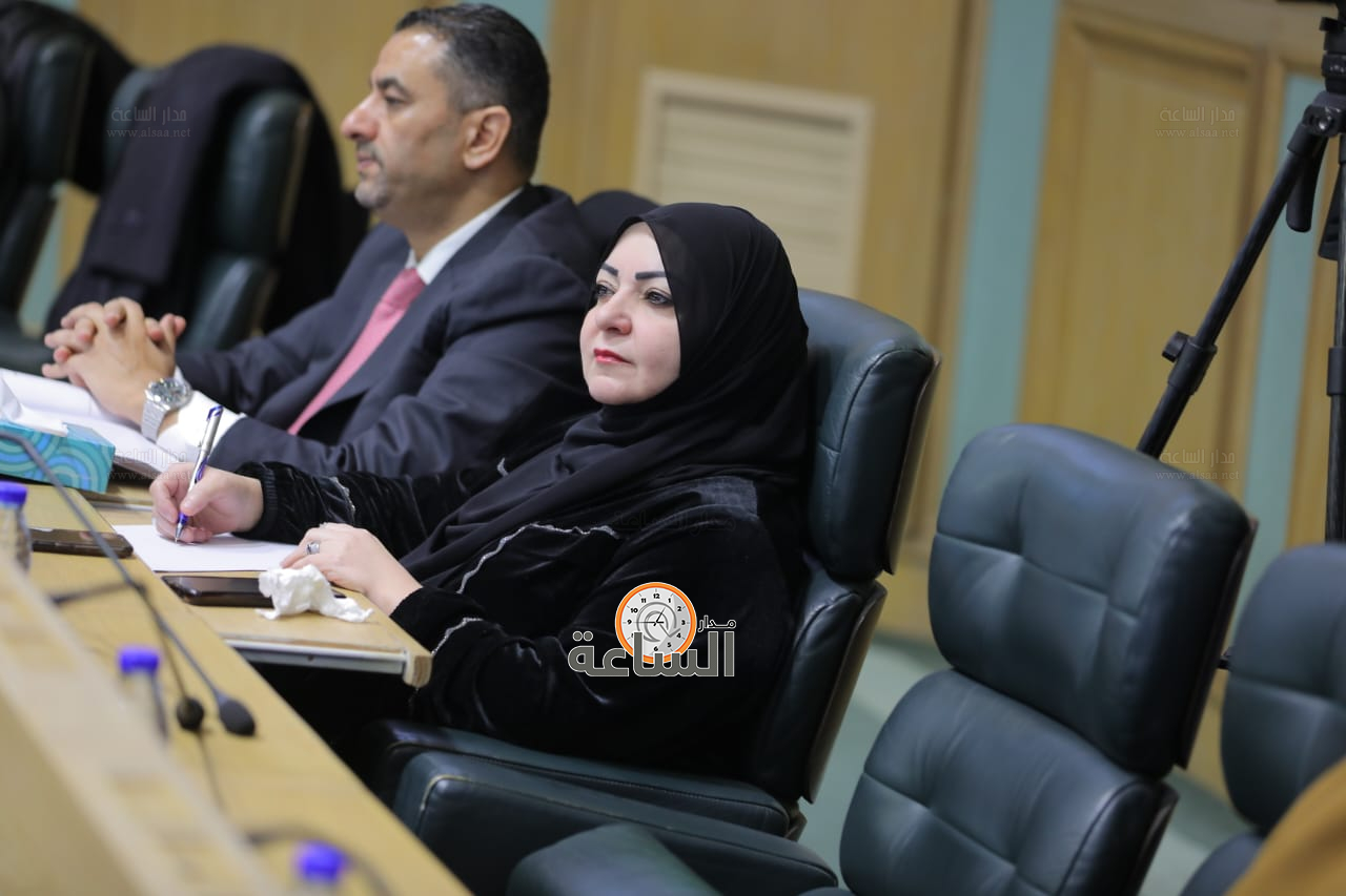 Madar Al-Saa Images 0.14830884780715237