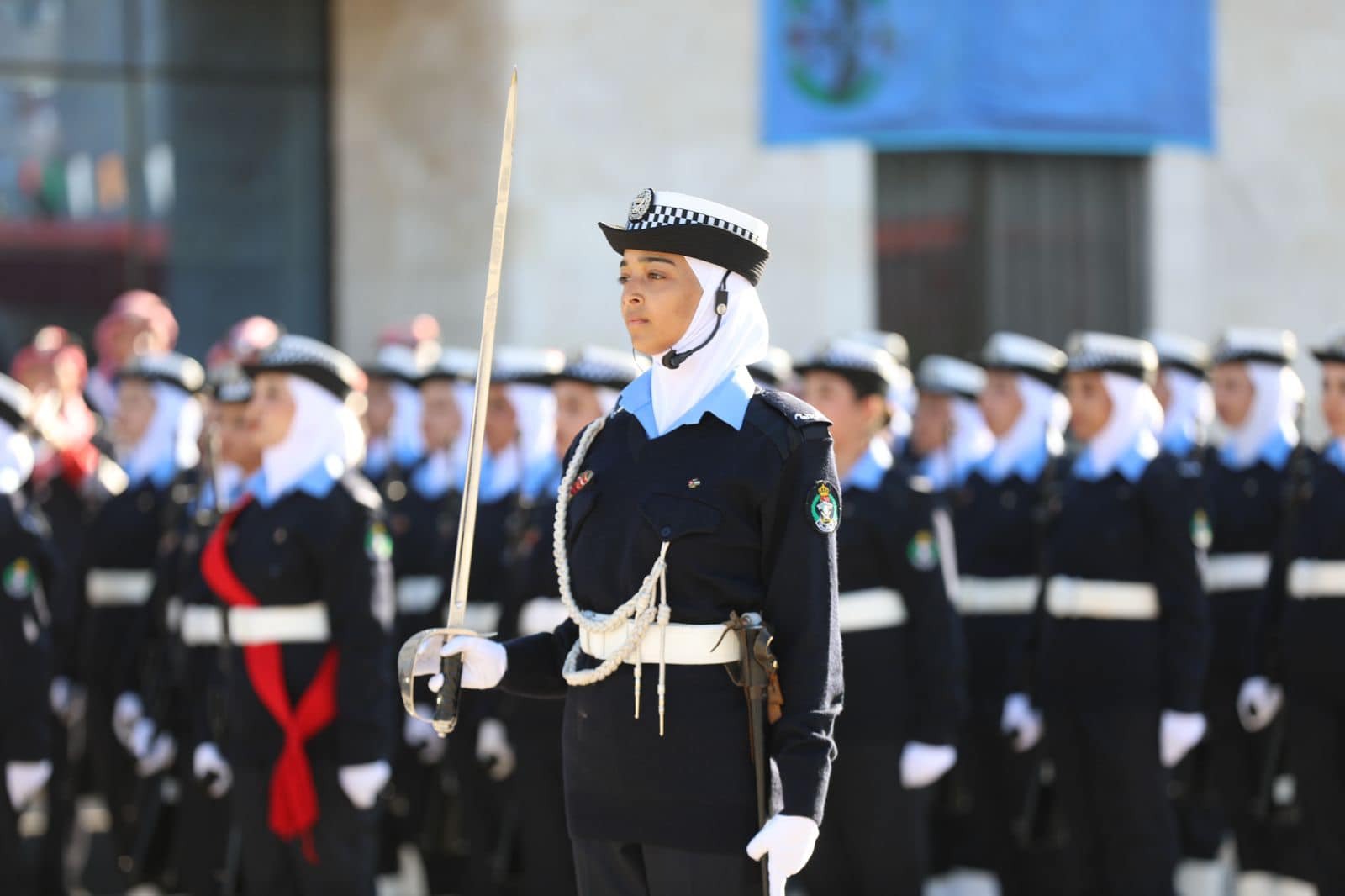 Madar Al-Saa Images 0.7836358318382666