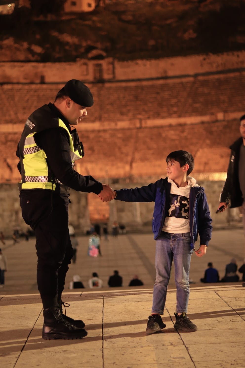 Madar Al-Saa Images 0.5982163901438733