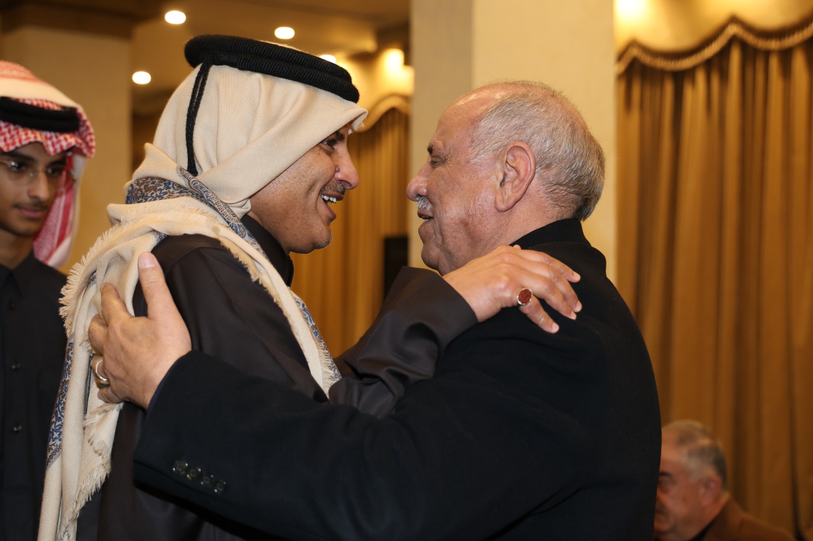 Madar Al-Saa Images 0.5081818426959273