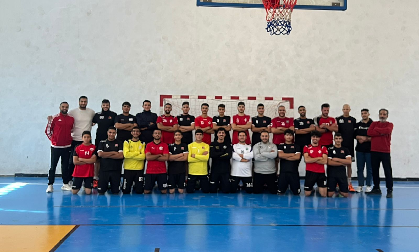 Madar Al-Saa Images 0.6950643276132438