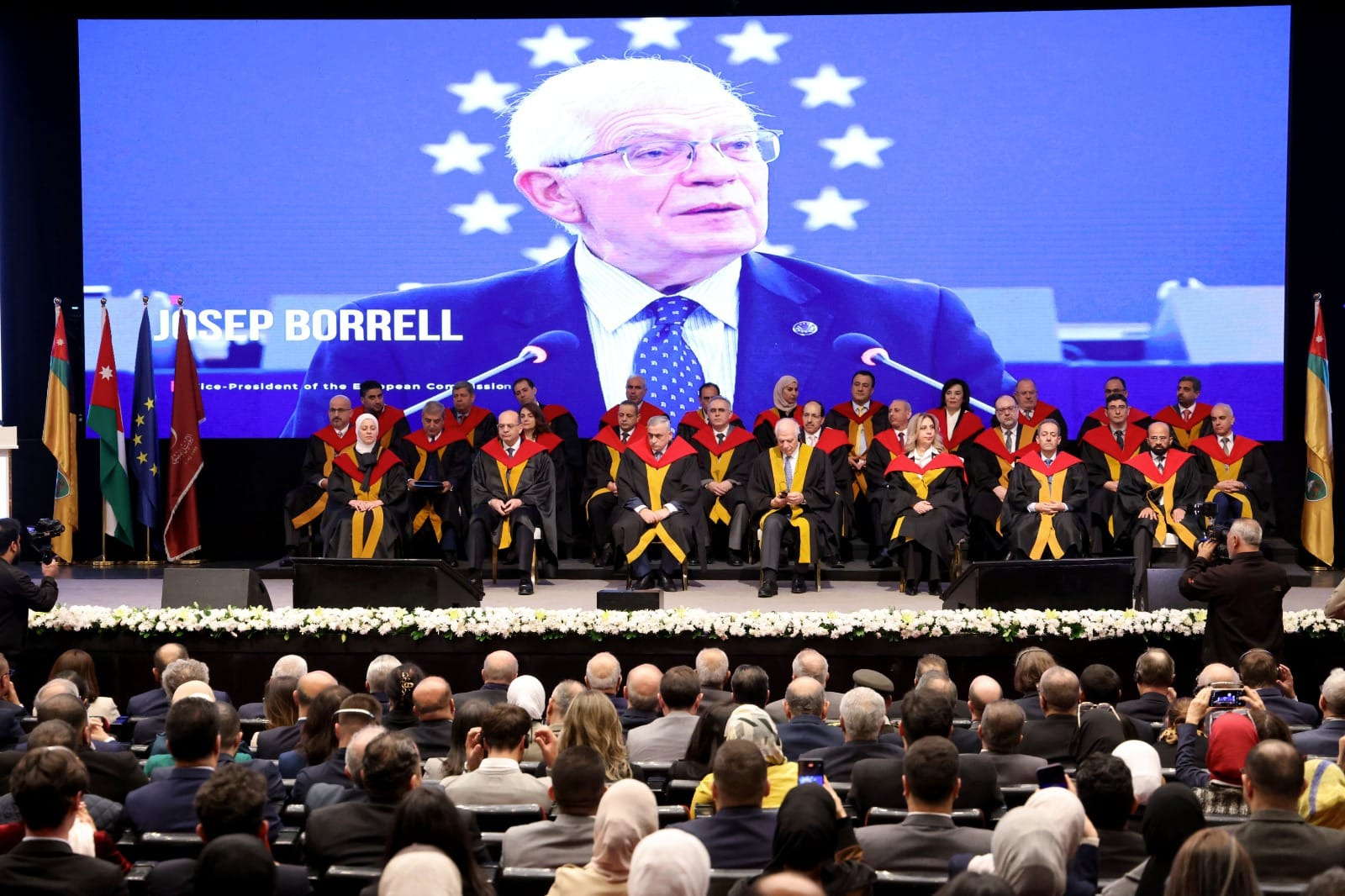 Madar Al-Saa Images 0.3240445329793147