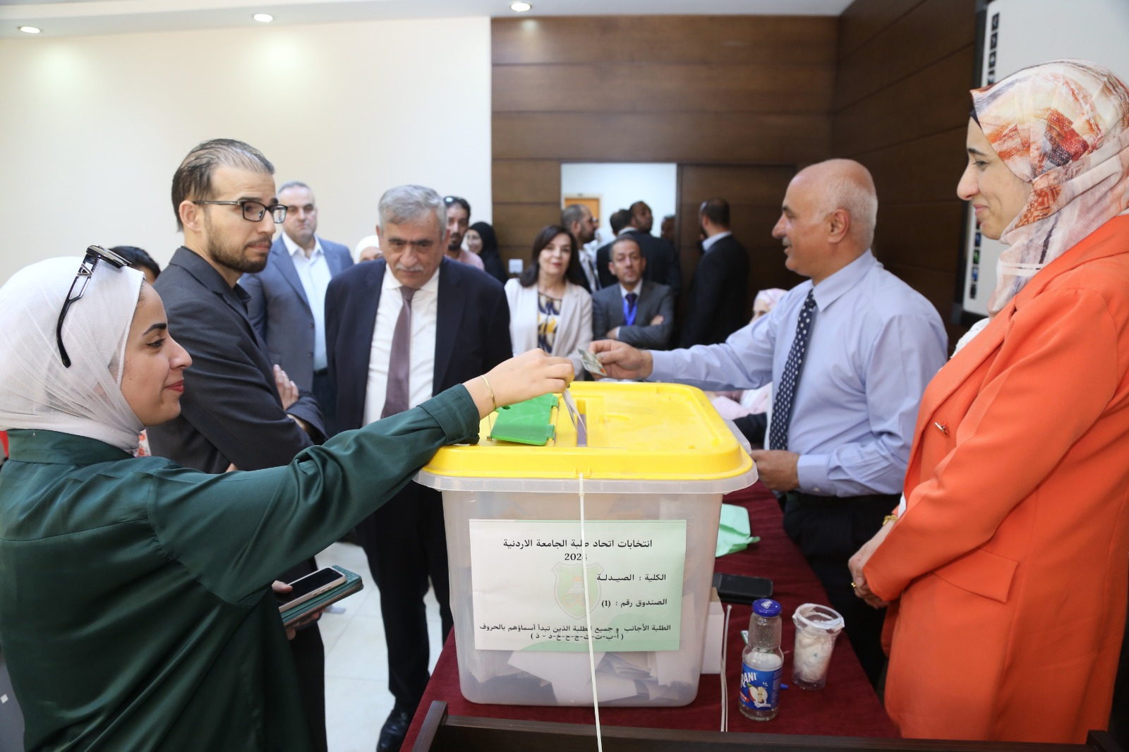 Madar Al-Saa Images 0.5114453649880606