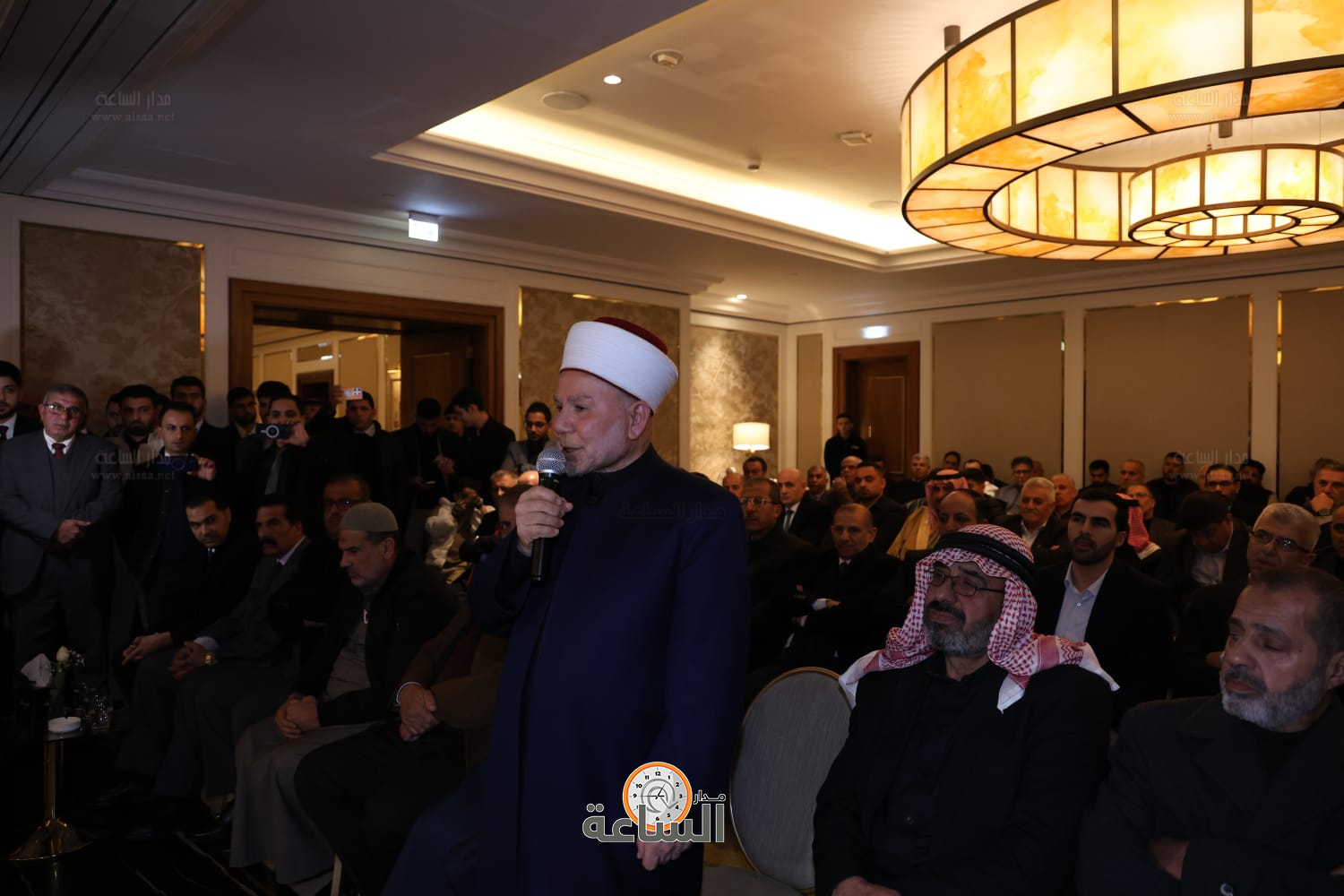 Madar Al-Saa Images 0.057821629437005306