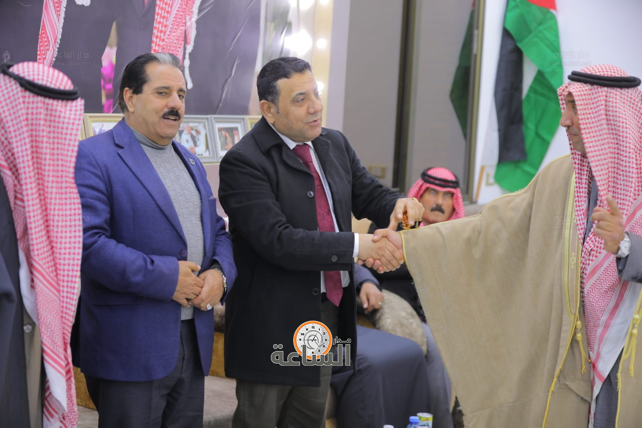 Madar Al-Saa Images 0.39028171602422