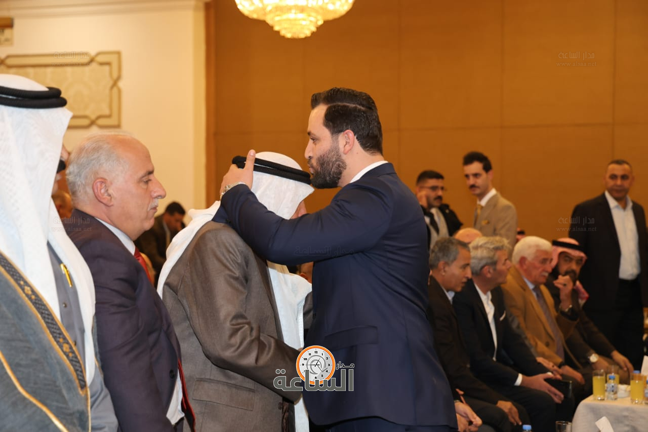 Madar Al-Saa Images 0.42966023546245635