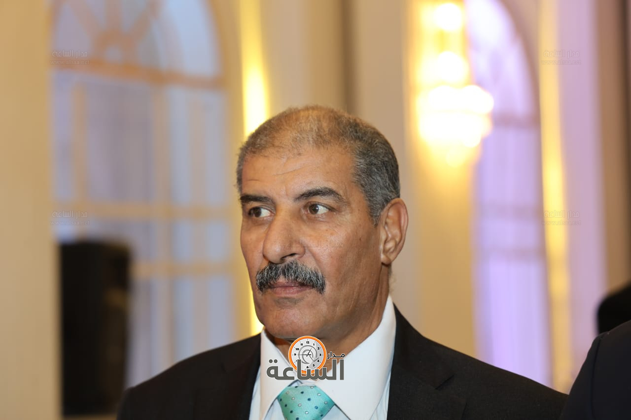 Madar Al-Saa Images 0.7781096419236699