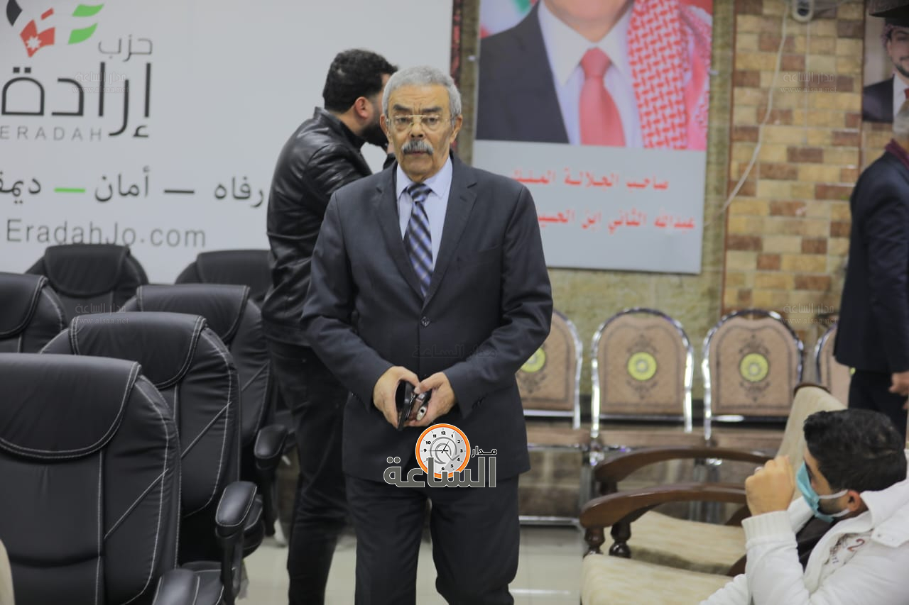 Madar Al-Saa Images 0.7894439940939104