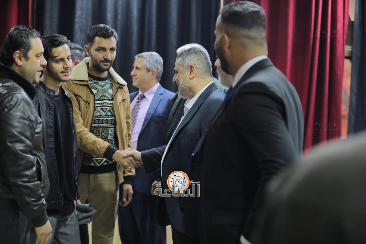 Madar Al-Saa Images 0.07340342390212062