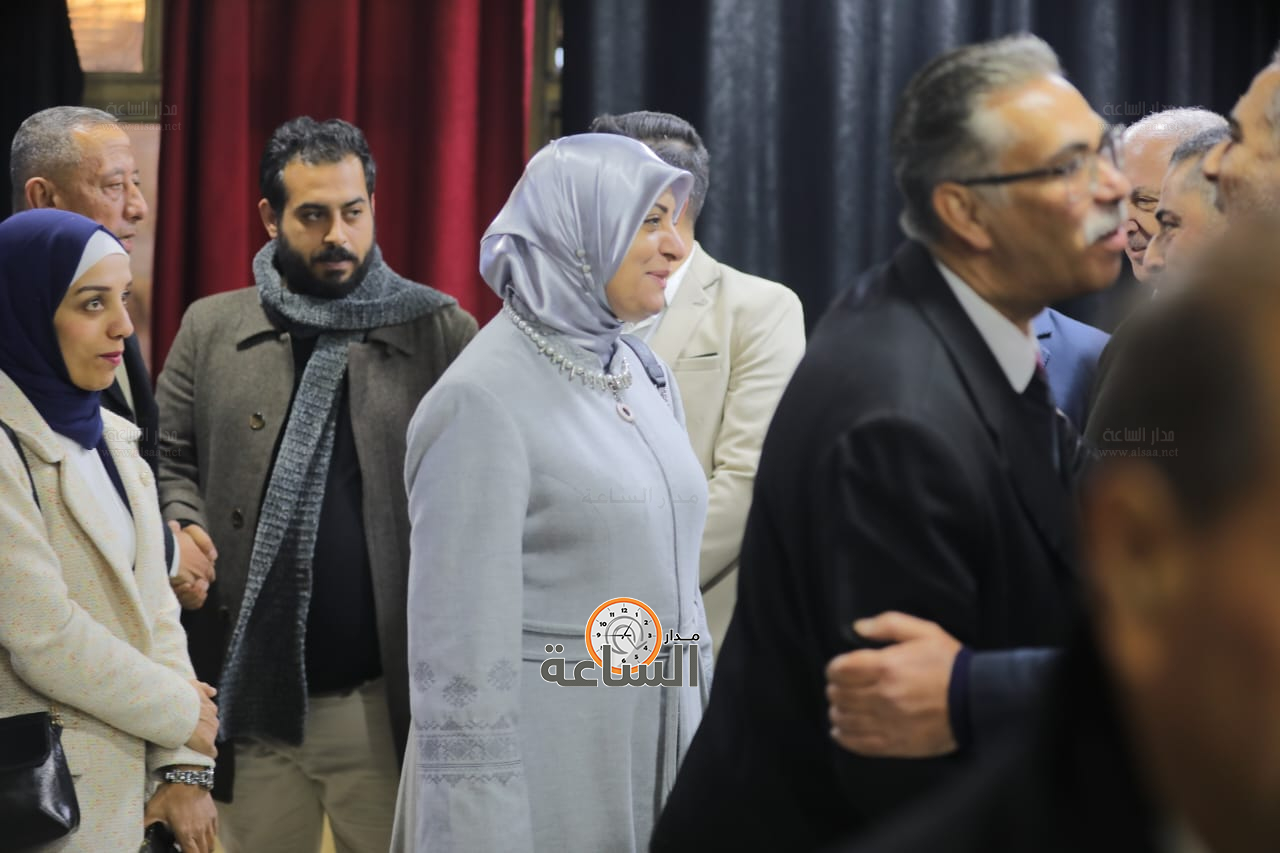 Madar Al-Saa Images 0.8504704522902544