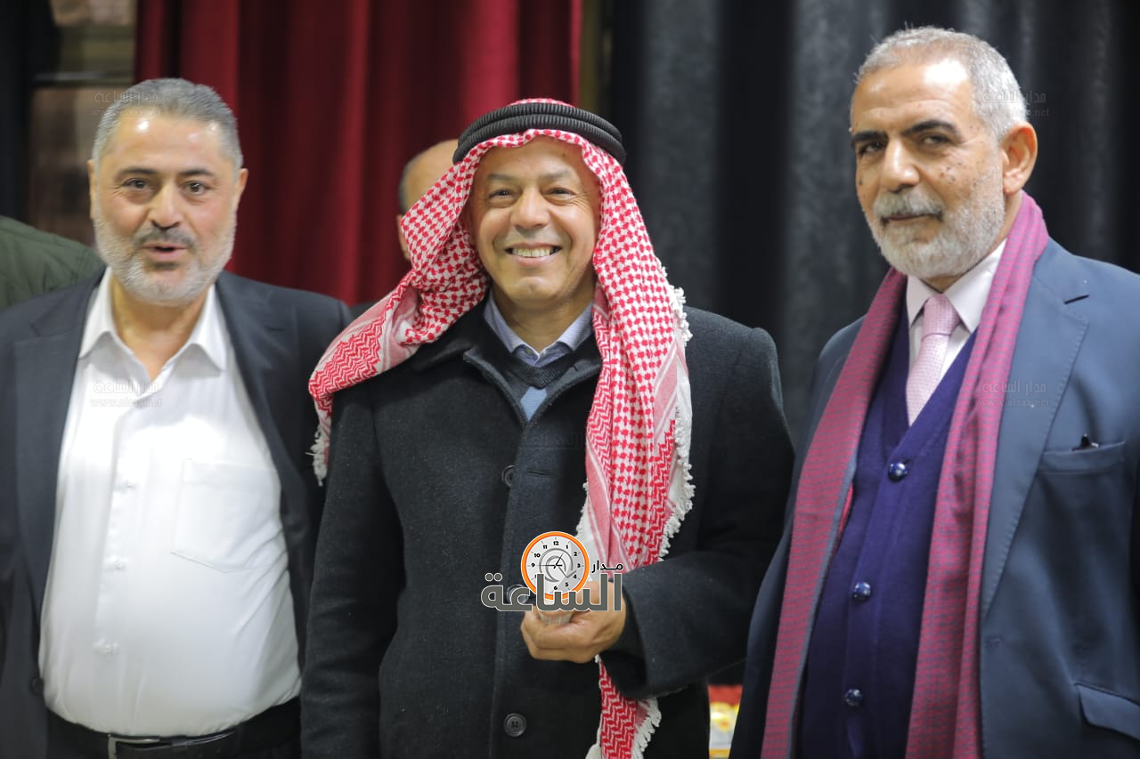 Madar Al-Saa Images 0.44144207824387527