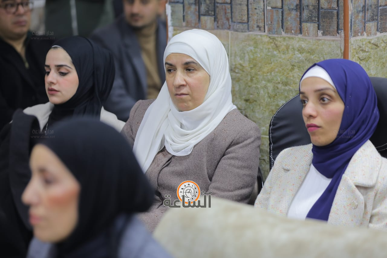 Madar Al-Saa Images 0.9807600285319882