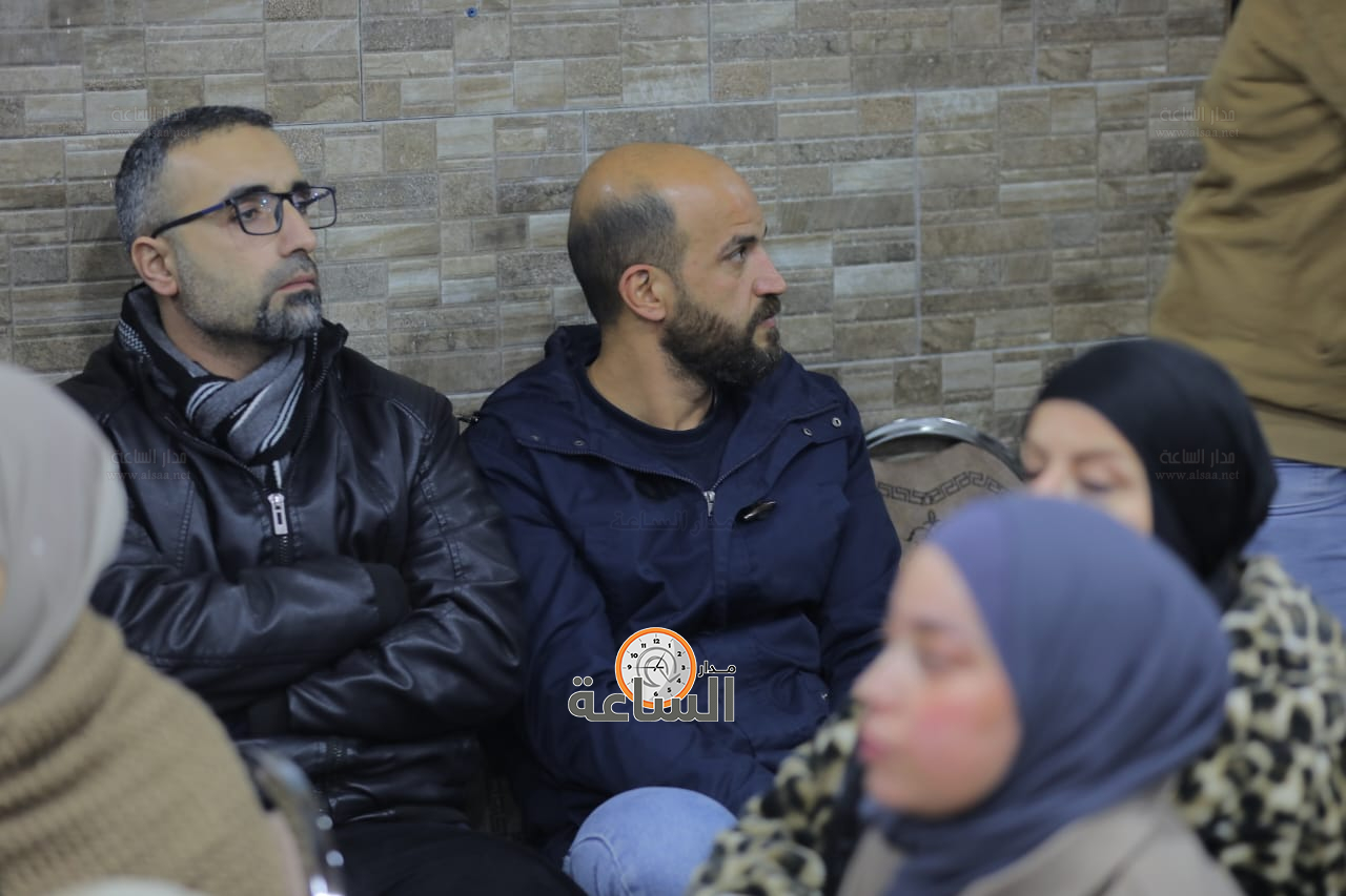 Madar Al-Saa Images 0.39938404211630996