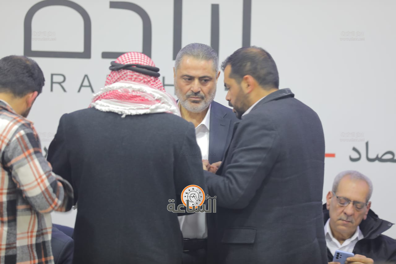 Madar Al-Saa Images 0.8762117975058803