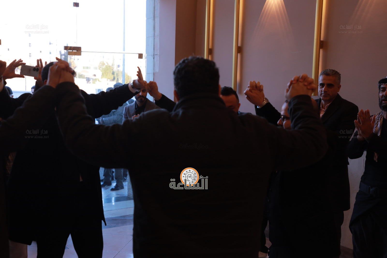 Madar Al-Saa Images 0.555592004127883