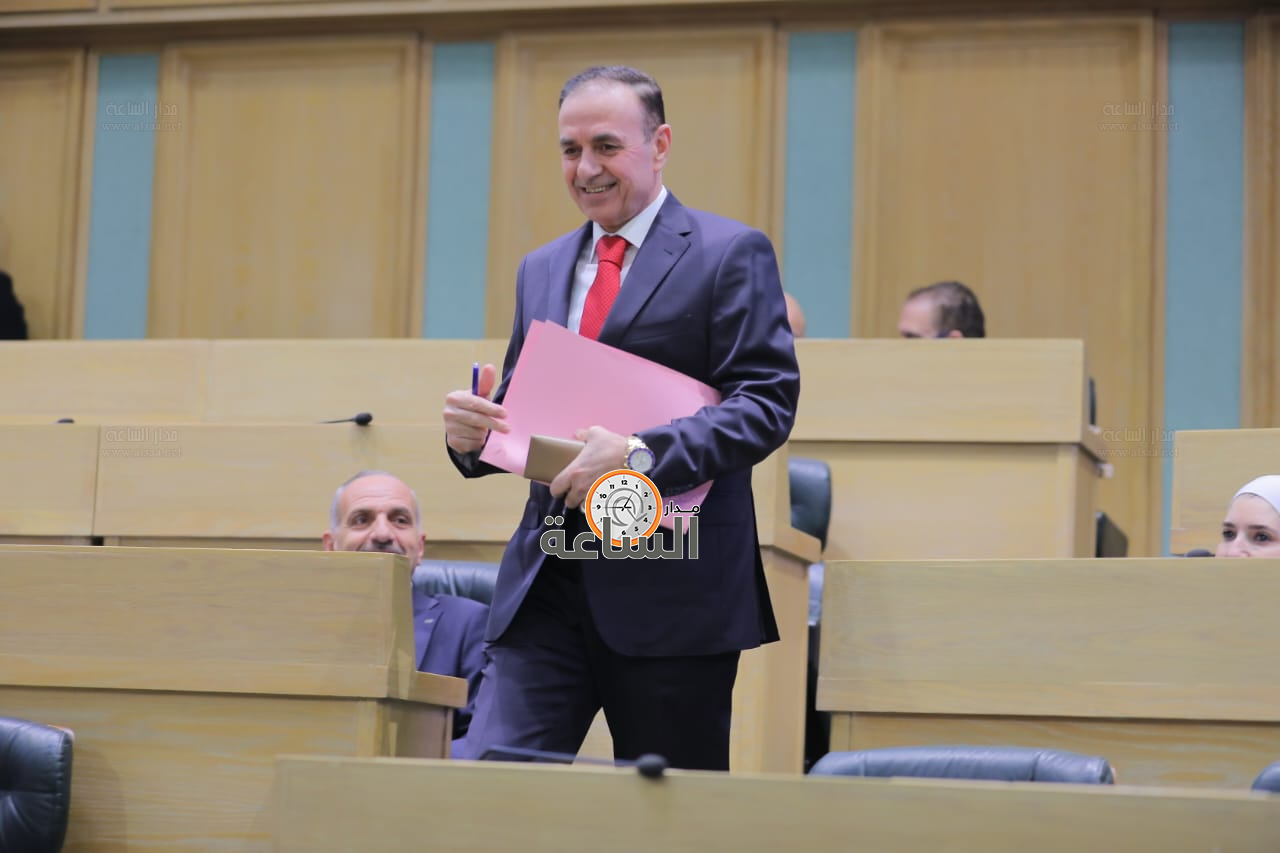 Madar Al-Saa Images 0.8679126193705471