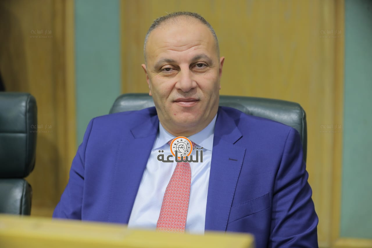 Madar Al-Saa Images 0.6922631564393402