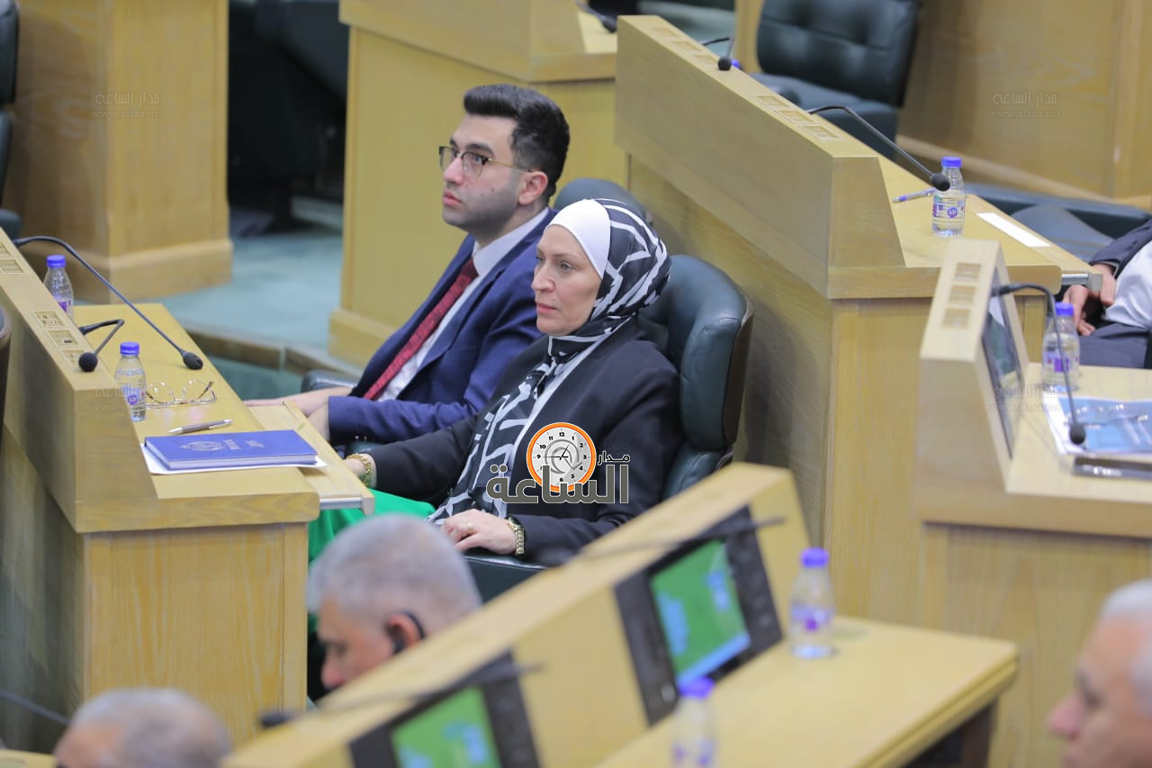 Madar Al-Saa Images 0.7246240478199895