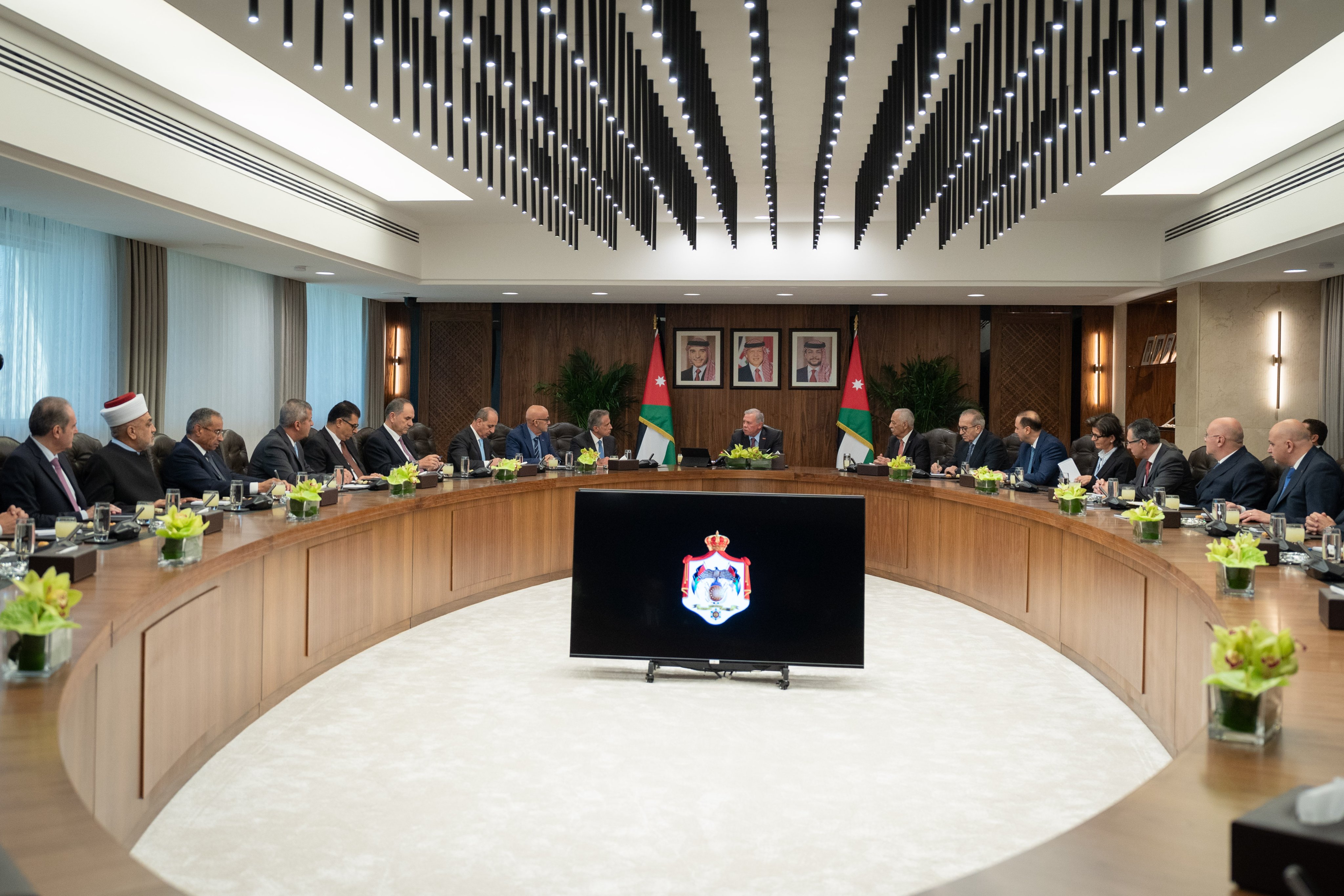 Madar Al-Saa Images 0.7023790926505207