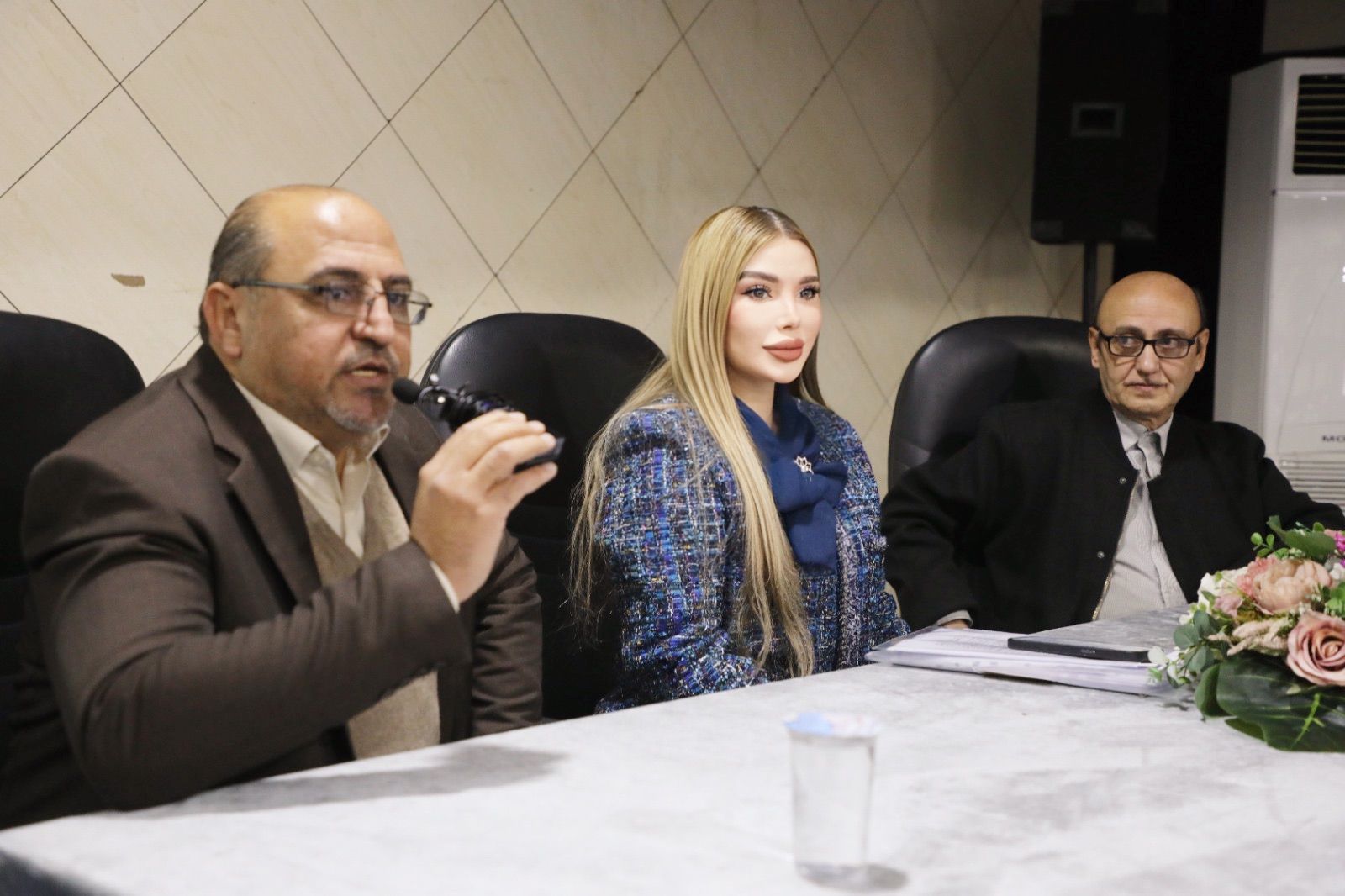 Madar Al-Saa Images 0.1923266020741219